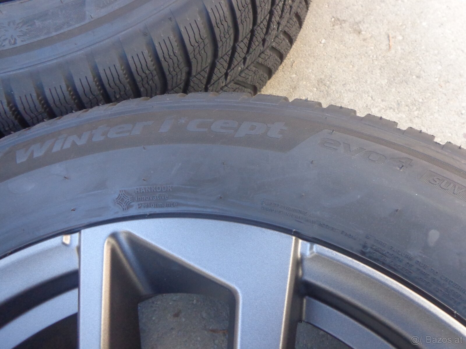Hyundai Tucson NX4 nagelneue Winterradsatz 215/65R17 - 4