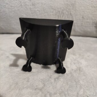 Fröhlicher Toilettenpapierständer — 3D-Druck - 4