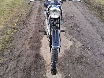 ČZ125A - 4