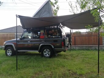 Toyota Land Cruiser - 4
