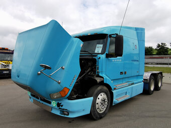 Zu verkaufen VOLVO VVN EURO 3 Sattelzugmaschine mit Retarder - 4