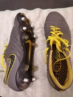 Adidas/Nike Fußballschuhe, gebraucht. - 4