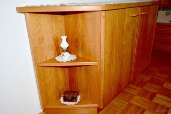 Schlafzimmerverbau mit Doppelbett - 4