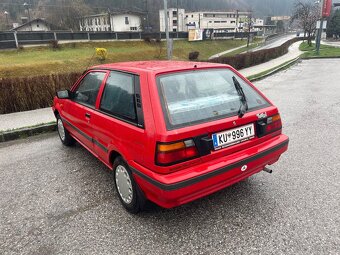 Sunny Hatchback N13 - 4