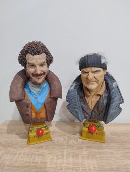 Home alone/Allein zu Hause - 4