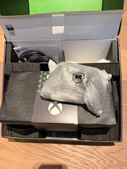 XBOX Series X 1TB - 4