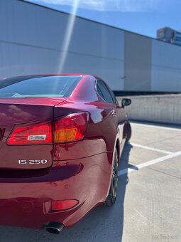 Lexus IS250 - 4