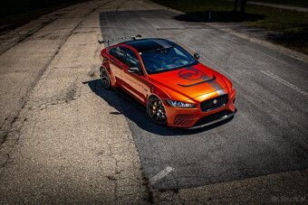Jaguar XE Project 8 Track Pack - 4