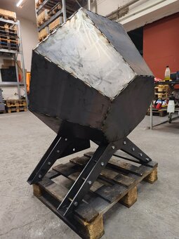 Ich verkaufe einen Gartengrill / Holzofen - 4