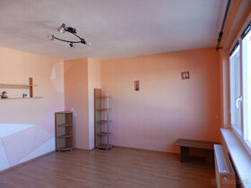 Verkauf einer 3+1 Wohnung (Ziegel), 75 m², Šatov, Tschechien - 4