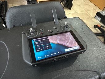 Dron DJI Mavic 3 Pro Fly More Combo - 4