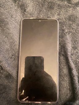 VivoY04 und ein e-roller - 4