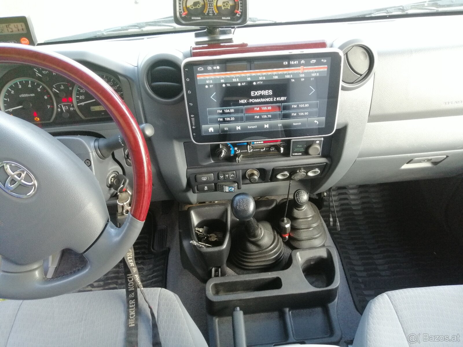 Toyota Land Cruiser - 5