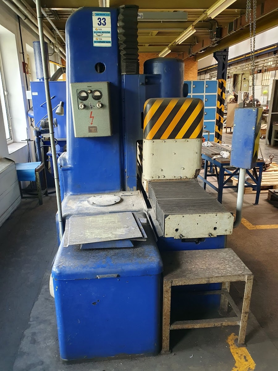 Kovosvit Holoubkov BPV 300 - Flachschleifmaschine - 5