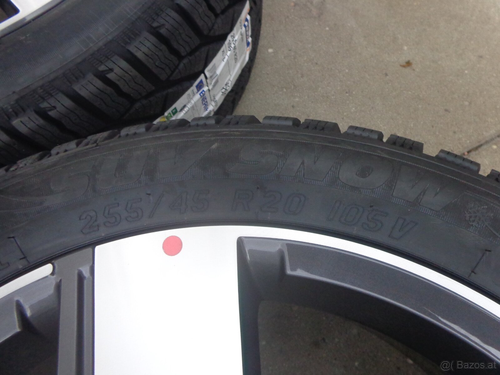 new Hyundai Santa Fe 2024+ neue Winterradsatz 255/45R20 - 5