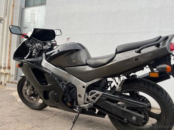 Kawasaki ninja zx6r - 5