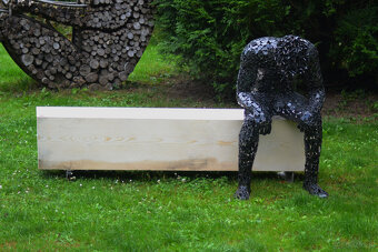 Sitzender Mann - 5