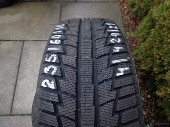 235/60r18 neue Winterreifen - 5