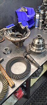 Reparatur von Differentialgetrieben jeder Art. - 5