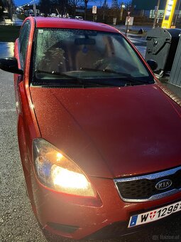 Kia rio - 5