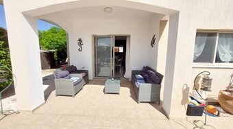 Freistehende Villa mit Pool in Paphos - 5