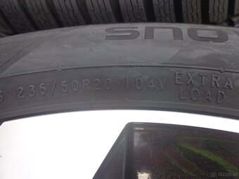 Skoda Elroq -- Skoda Enyaq neue Nokian Winterradsatz 20" - 5