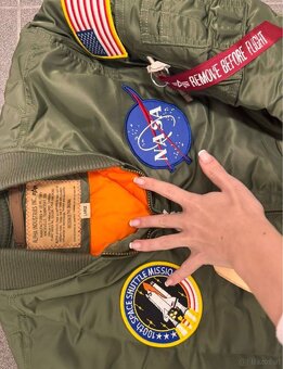 Komplett neue Alpha Industries Boomberjacke - 5