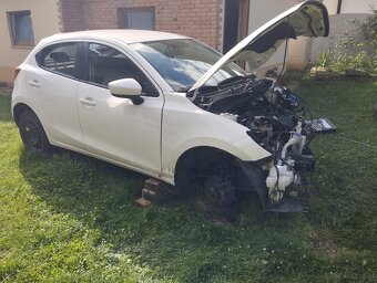 Mazda 2 für Ersatzteile - 5