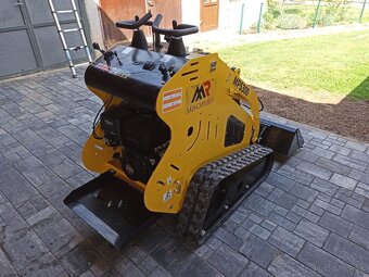 Neuer Mini-Skidloader Machpro MP‑S300 - 5