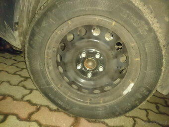 Alufelgen mit alte Winterreifen - 215/60 R 16 H - 5