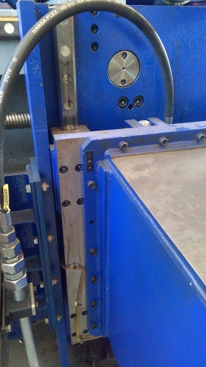 Biegemaschine / Rohrbiegemaschine / GIGALUS 130 S - 6