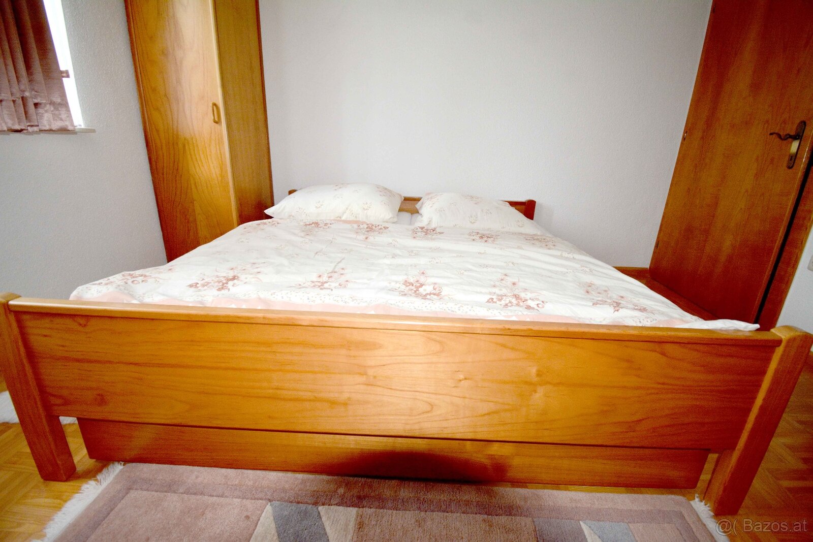 Schlafzimmerverbau mit Doppelbett - 6