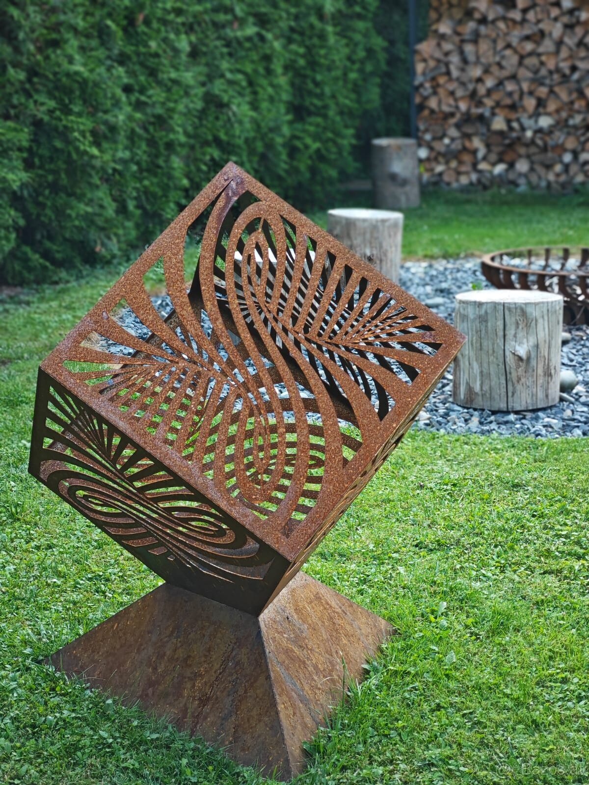 Gartendekoration – Metallwürfel 60 cm, Höhe 120 cm (23 kg) - 6