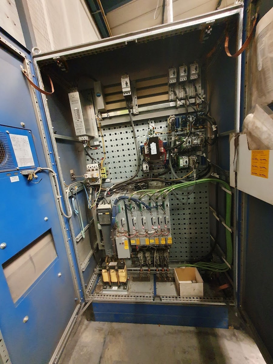 Sonstiges / Stanzmaschine / TRUMATIC 3000 R - 6