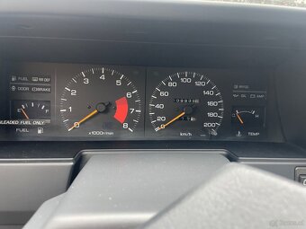 Sunny Hatchback N13 - 6