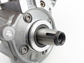 NEUE KRAFTSTOFFPUMPE FÜR BMW BOSCH 0445010776 - 6