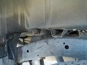 Nissan Navara 2,5 TDi 76kw 4x4 Rostfrei - 6