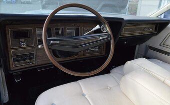 Lincoln Continental Mark IV. 7,5 V8 (158 kW) 1974 - 6