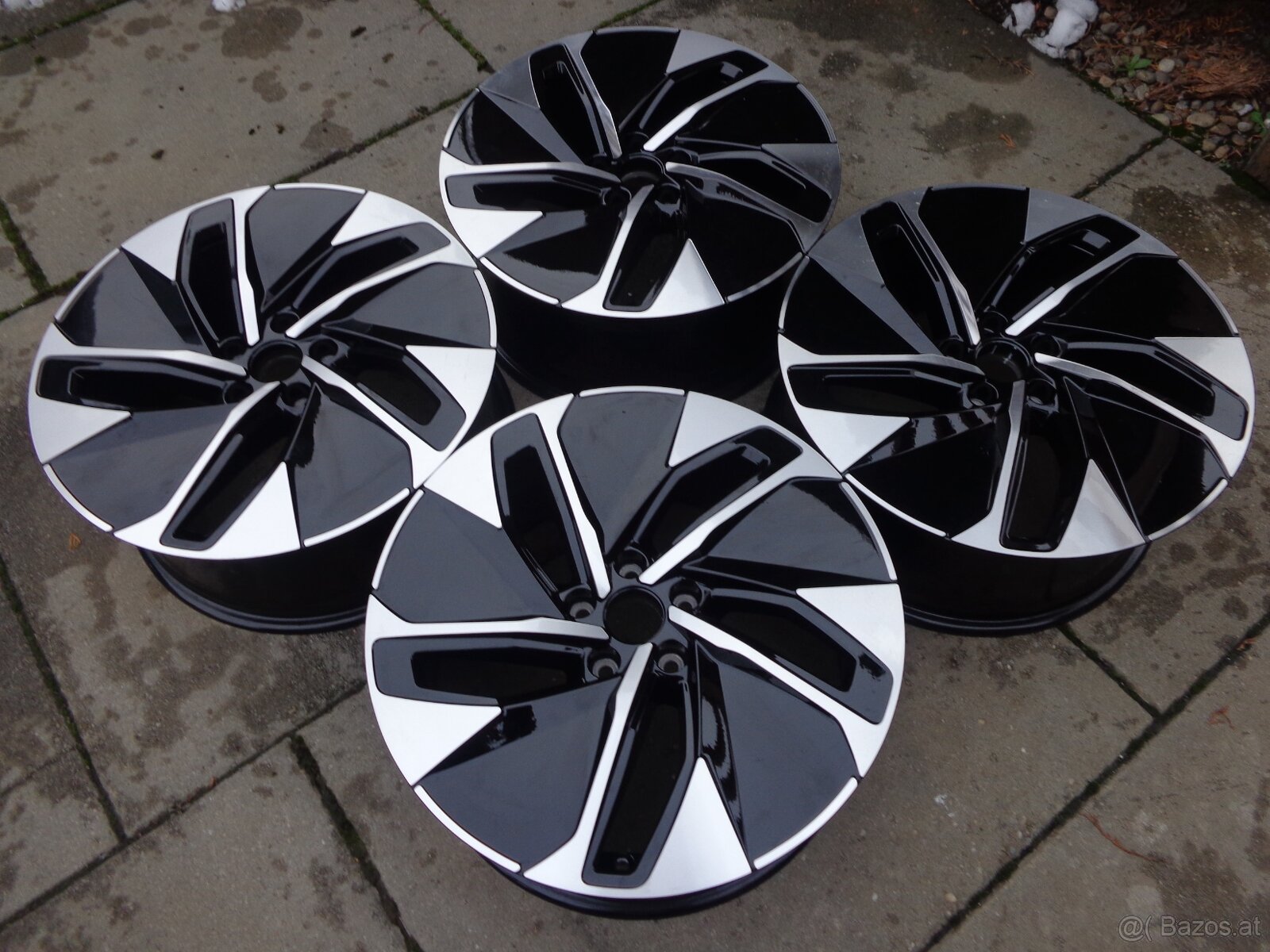 VW iD / Skoda Elroq-Enyaq / Audi Q4 E-Tron / Cupra Born R19 - 7