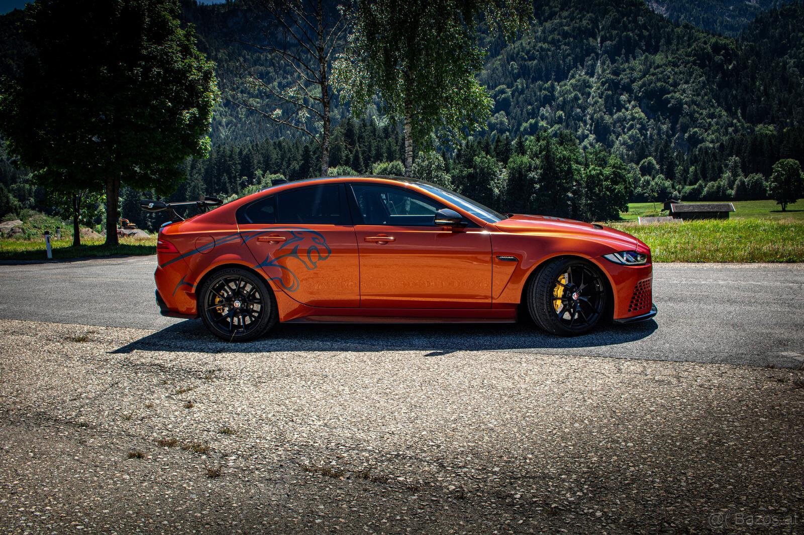 Jaguar XE Project 8 Track Pack - 7