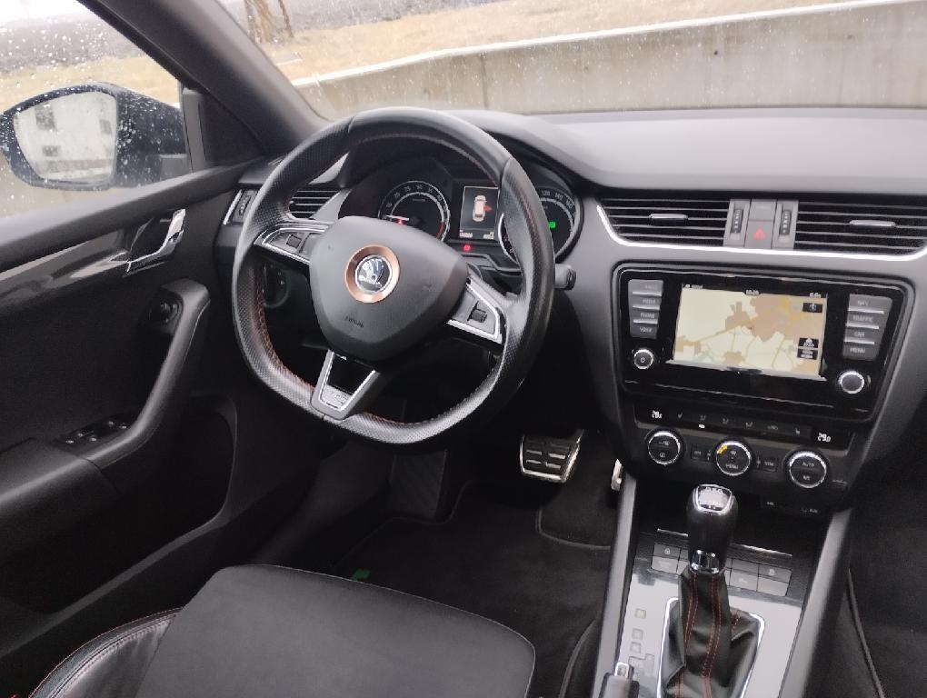 skoda octavia vrs 2.0tdi 135kw dsg. 126tkm.kamera.navi. - 7