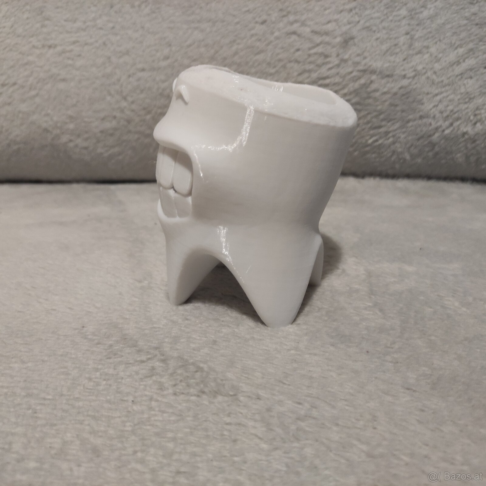 Zahnbürsten- und Hygiene-Ständer - 7