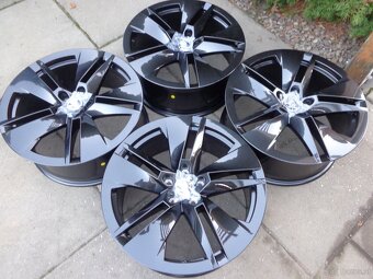 Skoda Elroq / Skoda Enyaq neue Alufelgensatz  R19 - 7