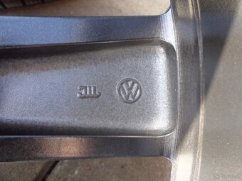 215/55R17 VW T-Roc / VW Passat neue Winterradsatz - 7