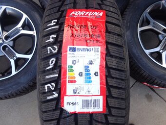 Kia Sorento / Hyundai Santa Fe neue winterradsatz 235/60R18 - 7