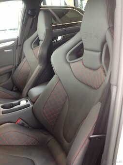 Audi RS4 - 7