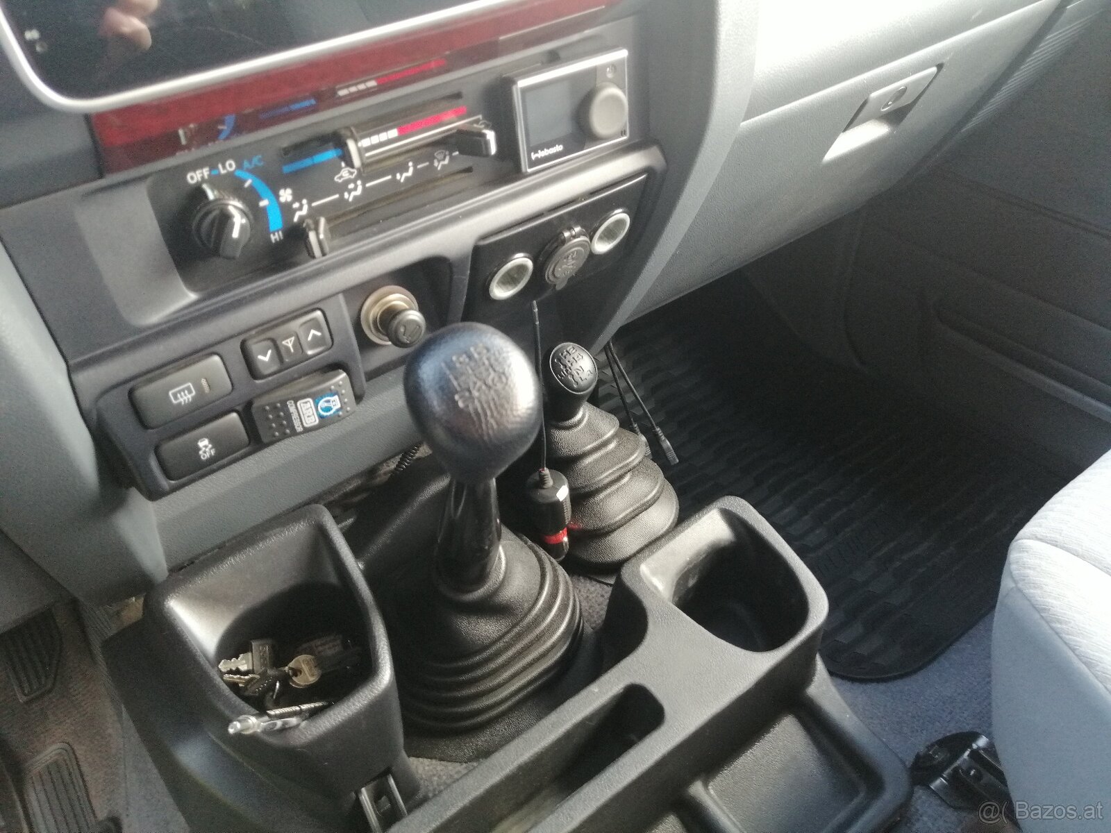 Toyota Land Cruiser - 8