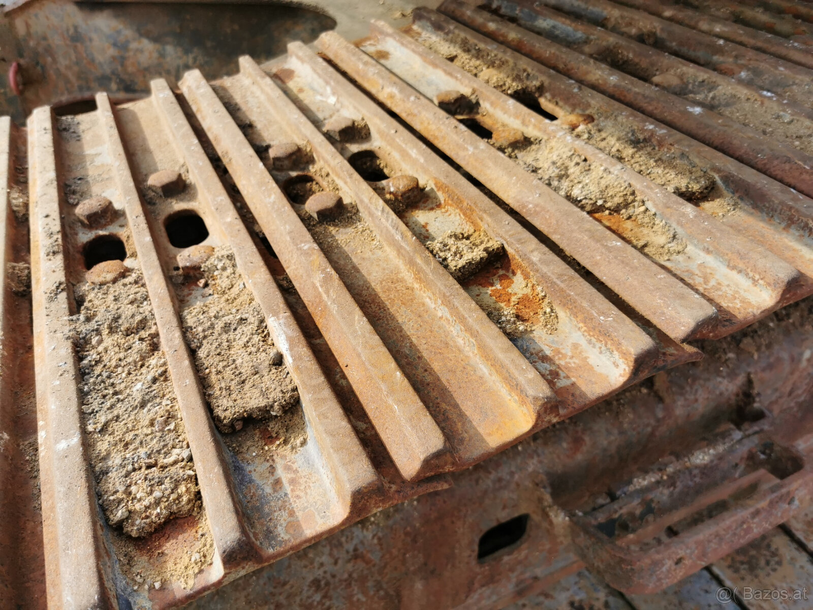 Raupenbagger NEW HOLLAND T4P E 195 B - 8