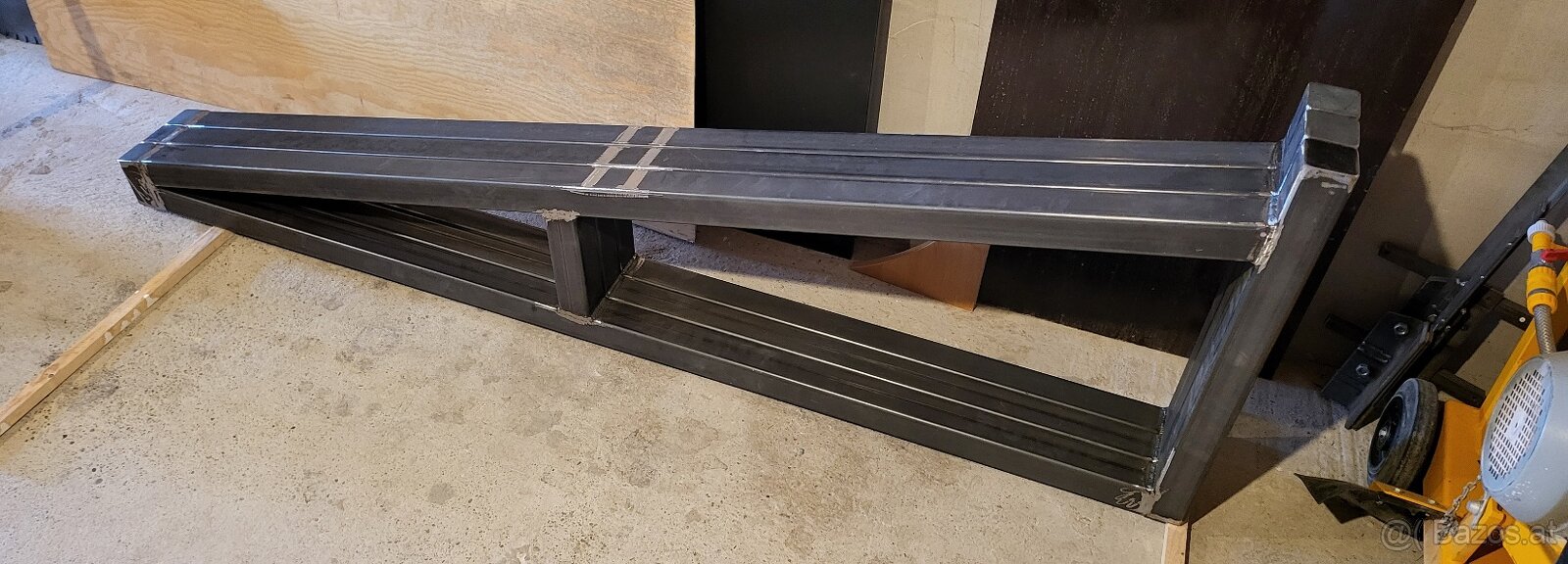 Kernbohrungen und Betonschnitte an. - 8