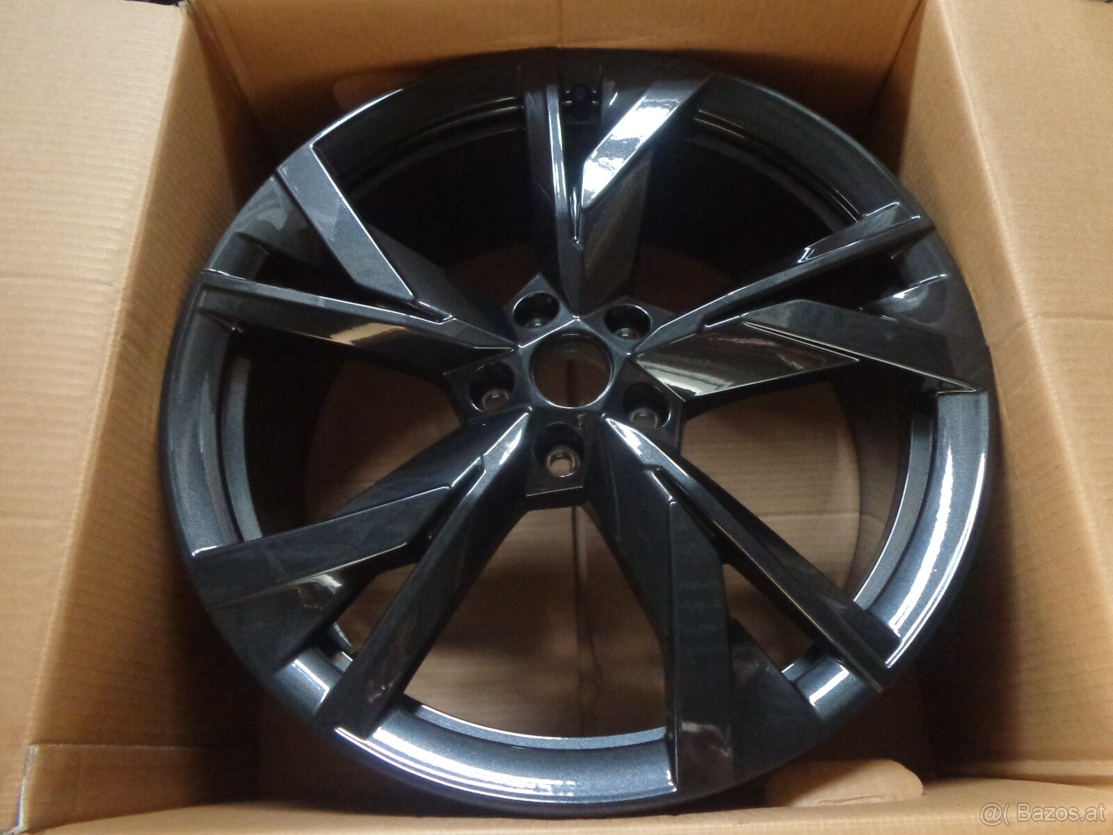 Skoda Elroq / Enyaq neue original alufelgensatz 8J + 9J R20 - 8